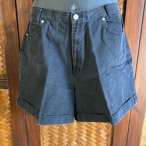 TAPEMEASURE - Vintage Black Jean Shorts Size 16